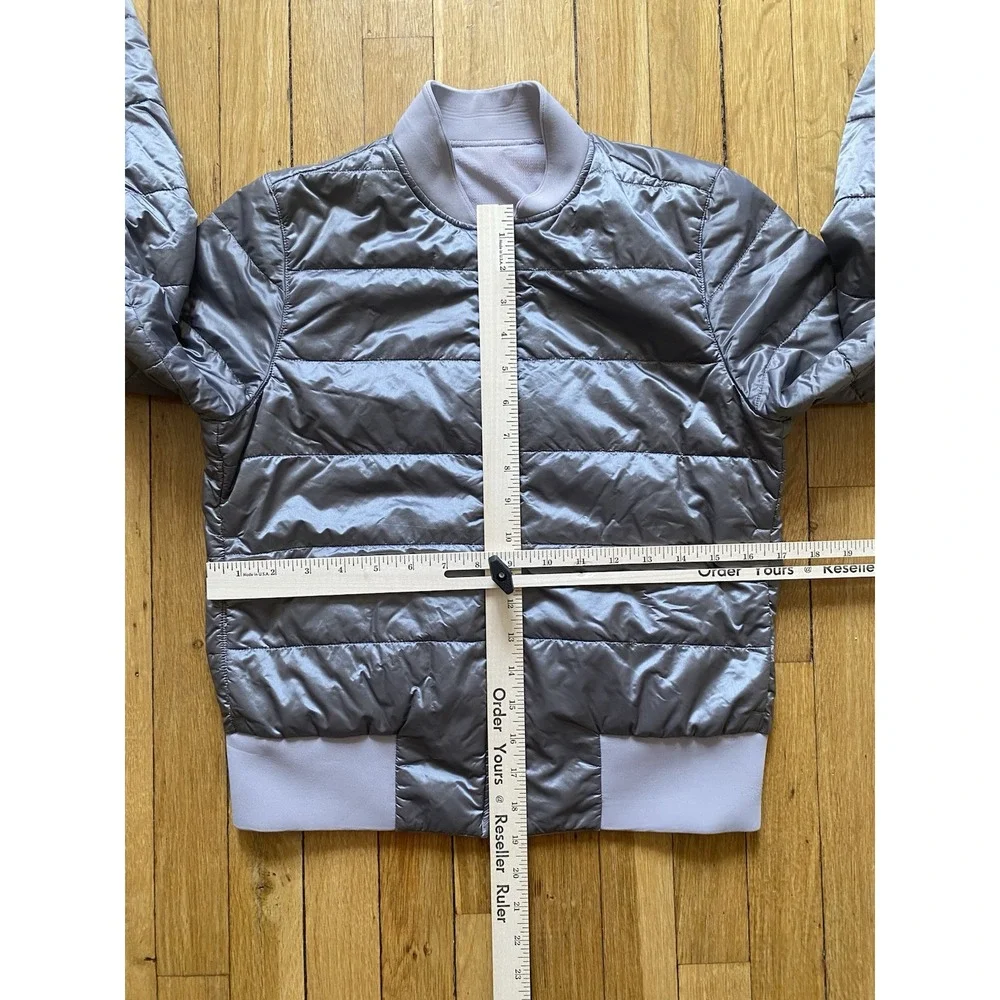 lululemon athletica please look